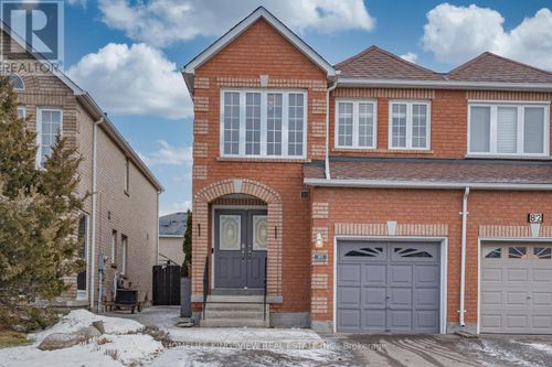 80 Giancola Cres, Maple, ON, L6A2T5 | Card Image