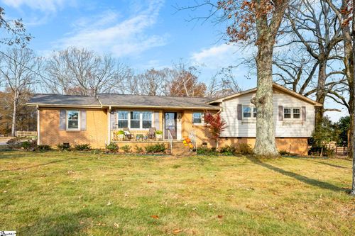 661 Cooley Rd, Gray Court, SC, 29645-4606 | Card Image