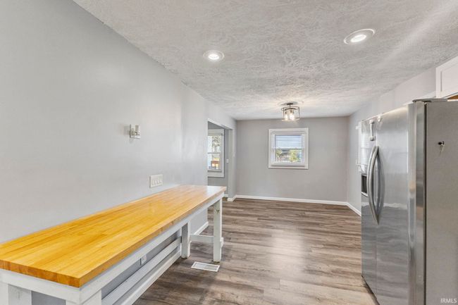 340 W Turner St, House other with 3 bedrooms, 3 bathrooms and null parking in Bloomfield IN | Image 6