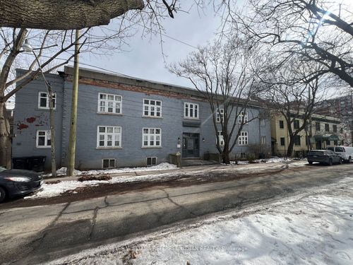 15 Gore St, Toronto, ON, M6J2C5 | Card Image