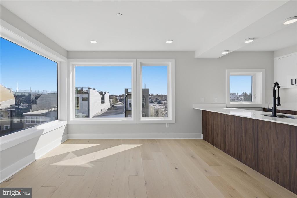 Residential in WASHINGTON 3