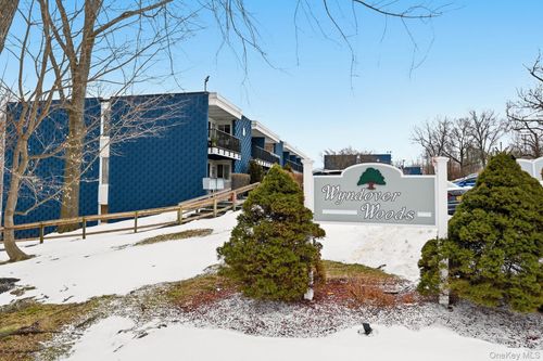 apt-2-1 Wyndover Woods Ln, White Plains, NY, 10603-3146 | Card Image