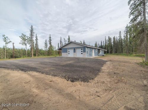 35665 Dana Bayes St, Soldotna, AK, 99669-9570 | Card Image
