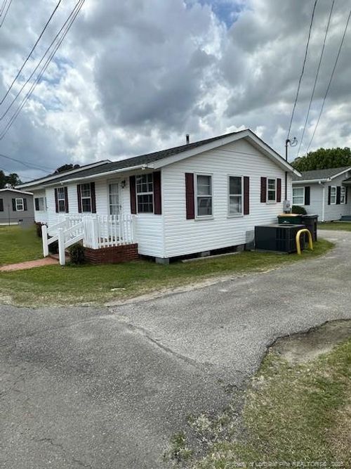 75 Clarkland Village St, Elizabethtown, NC, 28337-6231 | Card Image