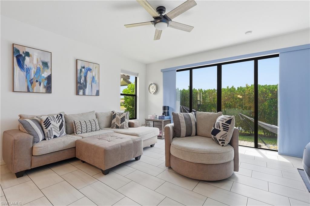 Residential in NAPLES 2