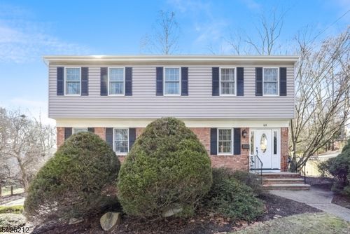 68 Colgate Ave, Paramus, NJ, 07652-4304 | Card Image