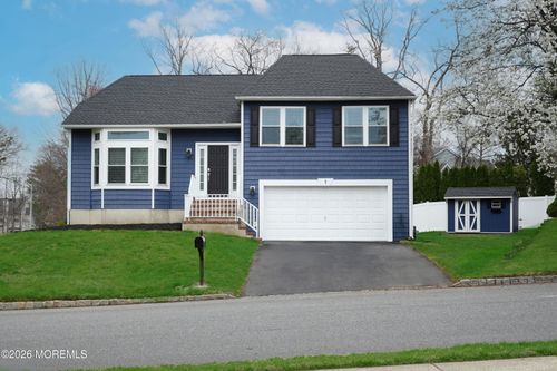 1 Walnut Dr, Howell, NJ, 07731-3023 | Card Image