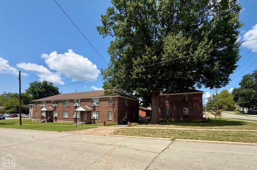 1009 Flint Street, Jonesboro, AR, 72401 | Card Image