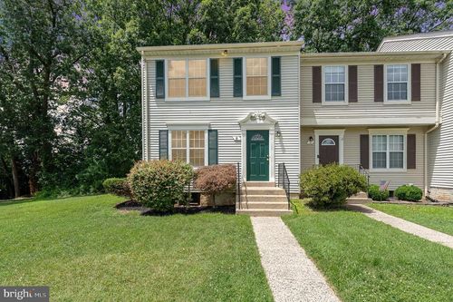 8 Tall Oaks Ct, Stafford, VA, 22556-3800 | Card Image