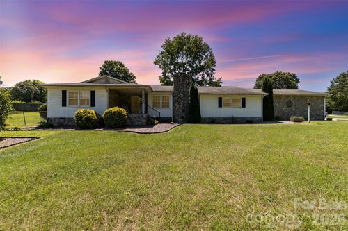 7430 Forney Hill Rd, Denver, NC, 28037-7407 | Card Image