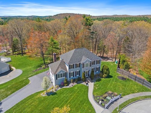 16 Alan Rd, Hudson, MA, 01749-1001 | Card Image