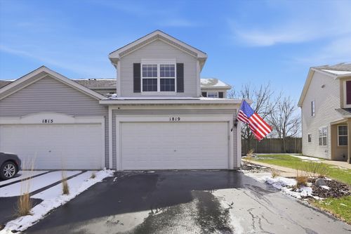 1819 S Wentworth Cir, Romeoville, IL, 60446-5102 | Card Image