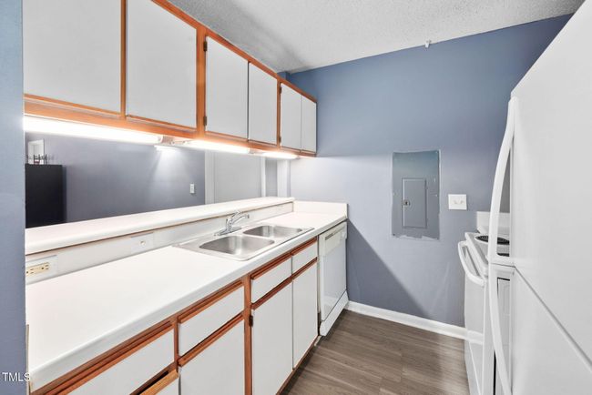 44-web-or-mls-1230-university-ct-unit-10 | Image 10
