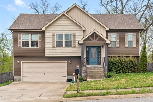 1831 Camelot Dr, Clarksville, TN, 37040-3184 | Card Image