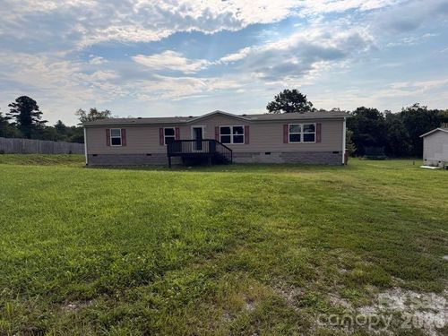37 Mossy Brook Trl, Hendersonville, NC, 28792-5109 | Card Image