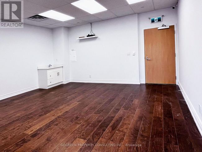 218 - 15 Wellesley St W, Home with 0 bedrooms, 0 bathrooms and 1 parking in Toronto ON | Image 7