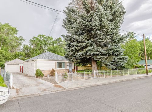 844 Lincoln Ave, Elko, NV, 89801-4288 | Card Image
