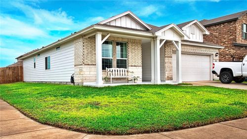 1000 Pasadena St, Portland, TX, 78374-2904 | Card Image