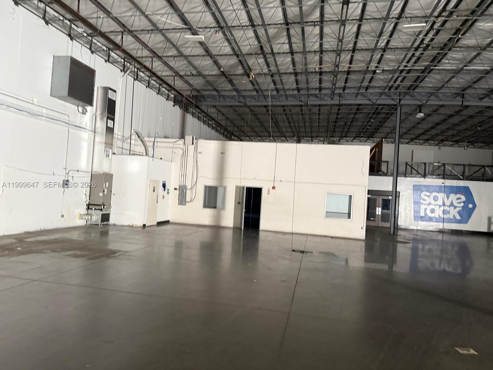 Commercial Sale in Lakeland 5