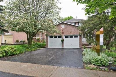 216 Orchard Heights Blvd, House other with 4 bedrooms, 3 bathrooms and 4 parking in Aurora ON | Image 1