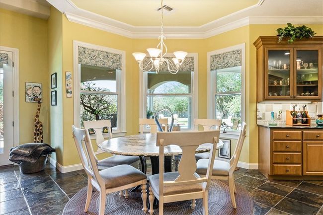 Breakfast Area | Image 12