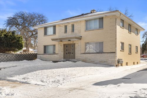 8641 W Lapham St, WEST ALLIS, WI, 53214-4319 | Card Image