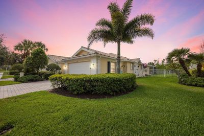 8196 Quito Place, Townhouse with 2 bedrooms, 2 bathrooms and null parking in Wellington FL | Image 1