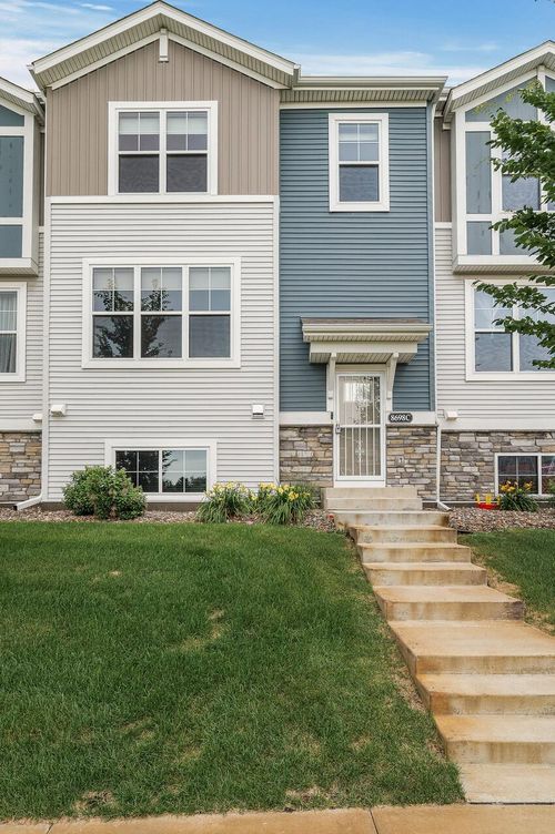 unit-c-8698 London Cir Ne, Blaine, MN, 55449-7422 | Card Image