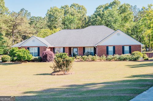 204 Aspen Ct, Macon, GA, 31216-5563 | Card Image