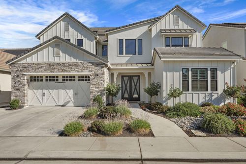 3033 Concerto St, Lodi, CA, 95242-8803 | Card Image