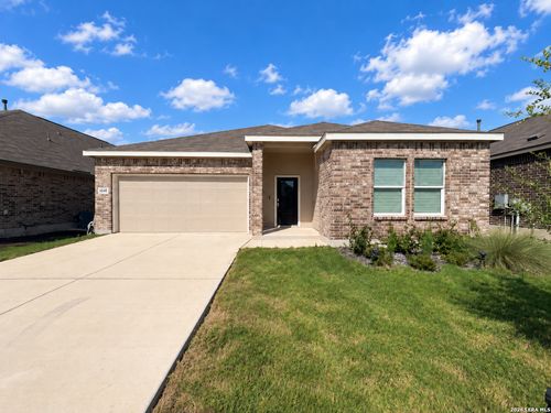 8948 James Bowie, Seguin, TX, 78155-3483 | Card Image