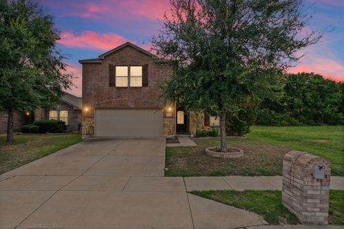 10629 Pumice Dr, Fort Worth, TX, 76131-3965 | Card Image