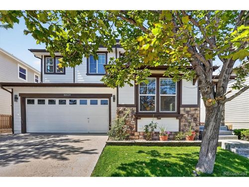 10524 Applebrook Cir, Highlands Ranch, CO, 80130-8945 | Card Image