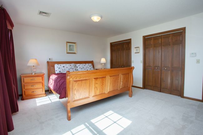 Master Bedroom | Image 16