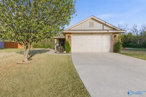 265 Valleyside Dr Ne, Huntsville, AL, 35810-1082 | Card Image