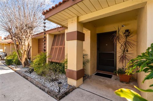 6-4938 Samoa Cir, ORLANDO, FL, 32808-1346 | Card Image