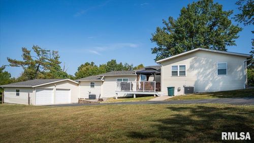 580 Phillips Rd, Carbondale, IL, 62902-7454 | Card Image