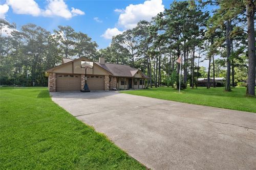 13985 Lillard Ln, Old River Winfree, TX, 77535-2692 | Card Image