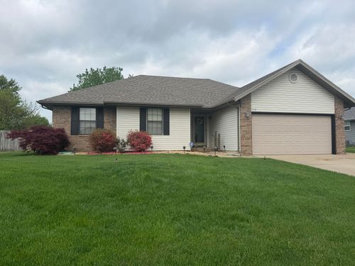 579 S Bradford Ave, Nixa, MO, 65714-7122 | Card Image
