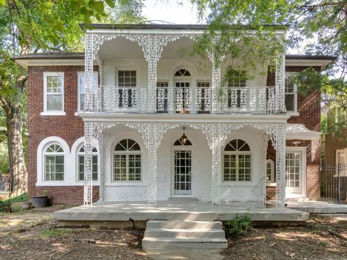 1464 Peabody Ave, Memphis, TN, 38104-3830 | Card Image