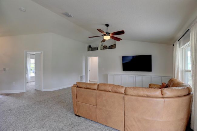 134 Day Dr, House other with 4 bedrooms, 2 bathrooms and null parking in Sebastian FL | Image 4