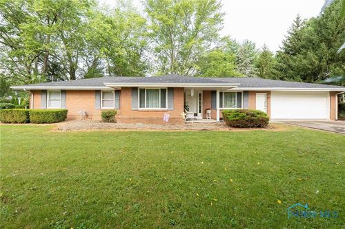 11218 Sunset Dr, Ottawa, OH, 45875-9113 | Card Image