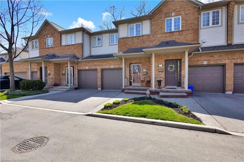 6-120 Beddoe Dr, Hamilton, ON, L8P4Z4 | Card Image