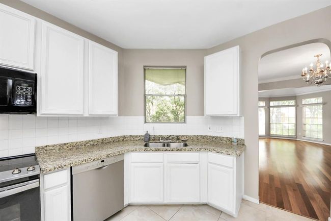 4615 Jaymar Dr, House other with 3 bedrooms, 2 bathrooms and 2 parking in Sugar Land TX | Image 16