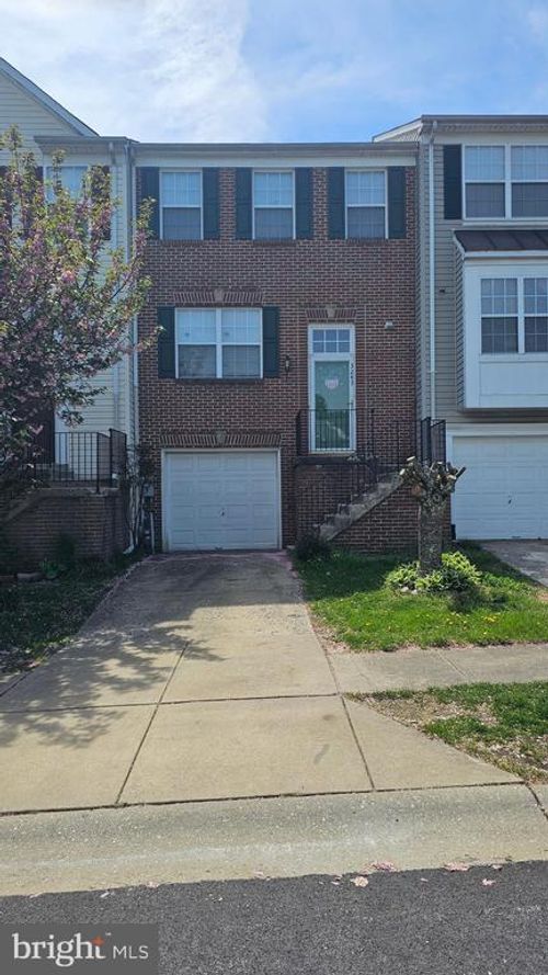 3243 Halcyon Ct, ELLICOTT CITY, MD, 21043-3379 | Card Image