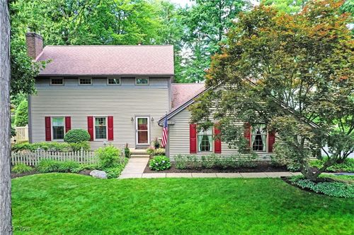 2956 Autumnwood Trail, Poland, OH, 44514 | Card Image