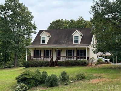 1264 Stonewall Road, House other with 3 bedrooms, 3 bathrooms and null parking in Concord VA | Image 1