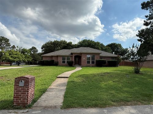 5700 Cherrywood Ln, Arlington, TX, 76016-1501 | Card Image