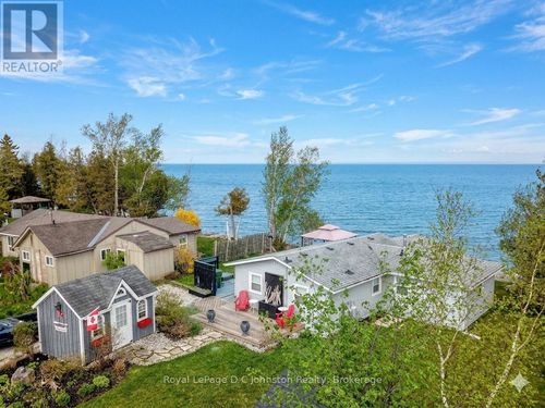 493 Bruce Road 13, Southampton, ON, N0H2L0 | Card Image