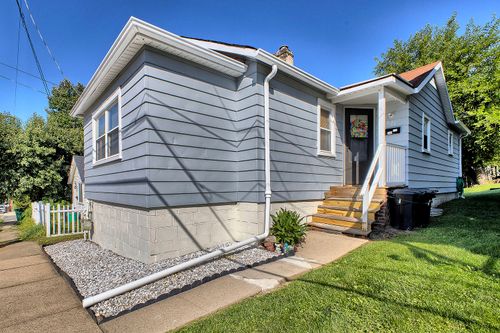 521 Grove St, Greensburg, PA, 15601-2829 | Card Image